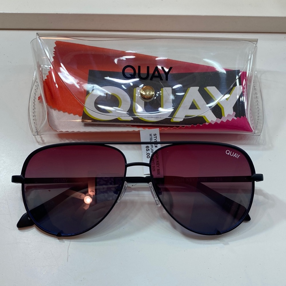 NWT Quay Sunglasses (Mini)